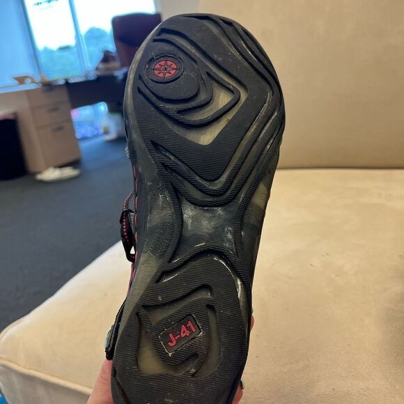 J-41 Adventure On Aquarius Black Velvet Sneakers sz 9 EUC - Picture 7 of 7